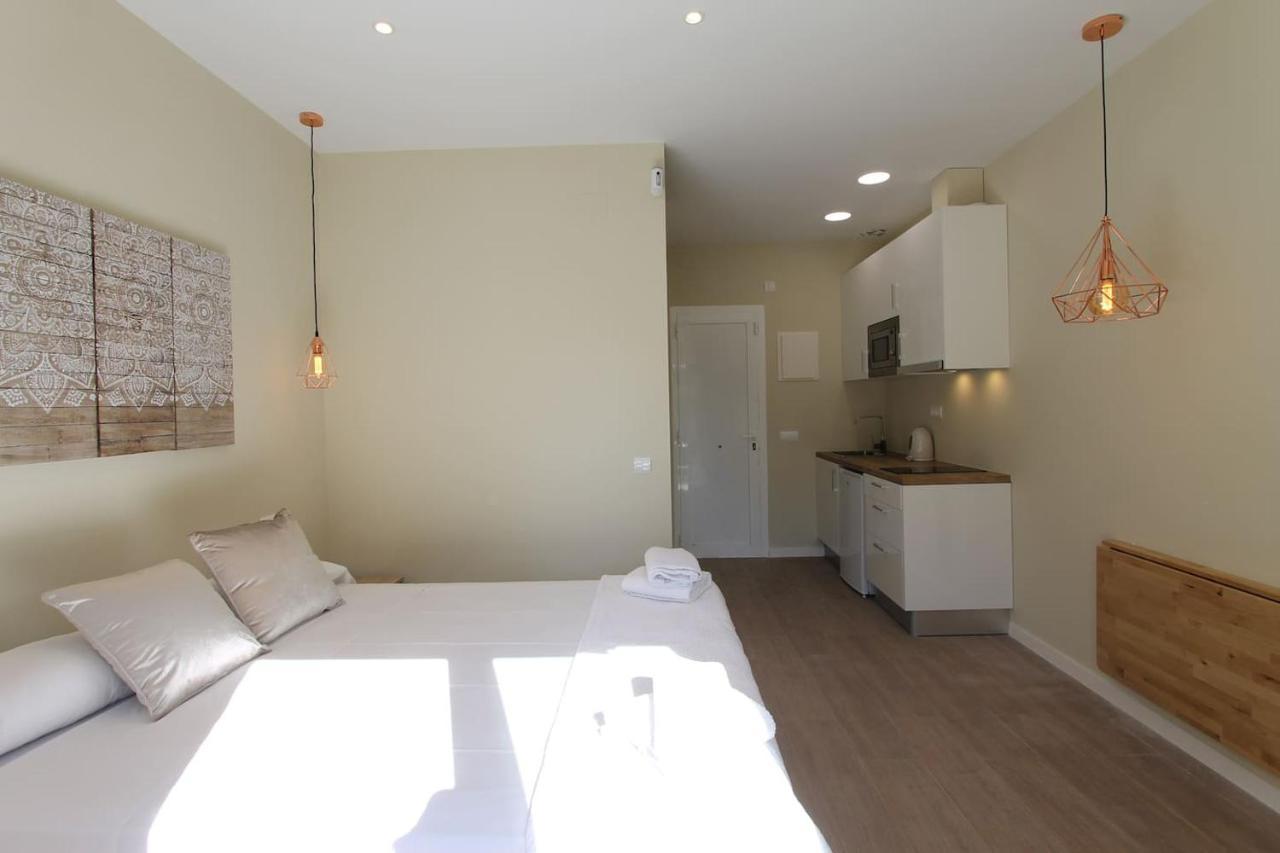 Petit Bijou - Beach Apartment III 카스테데펠스 외부 사진
